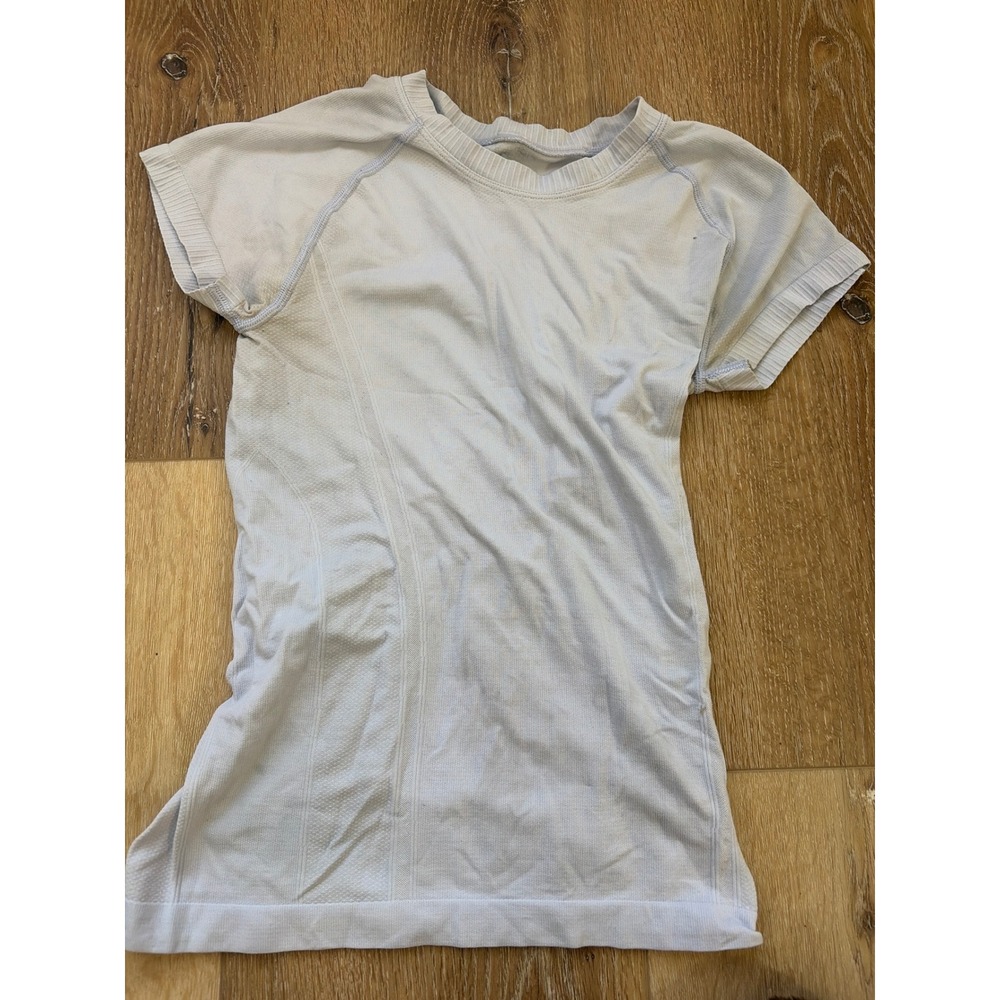 Lululemon Swiftly Tech Short Sleeve 2.0 Crew Light Blue Activewear Shirt